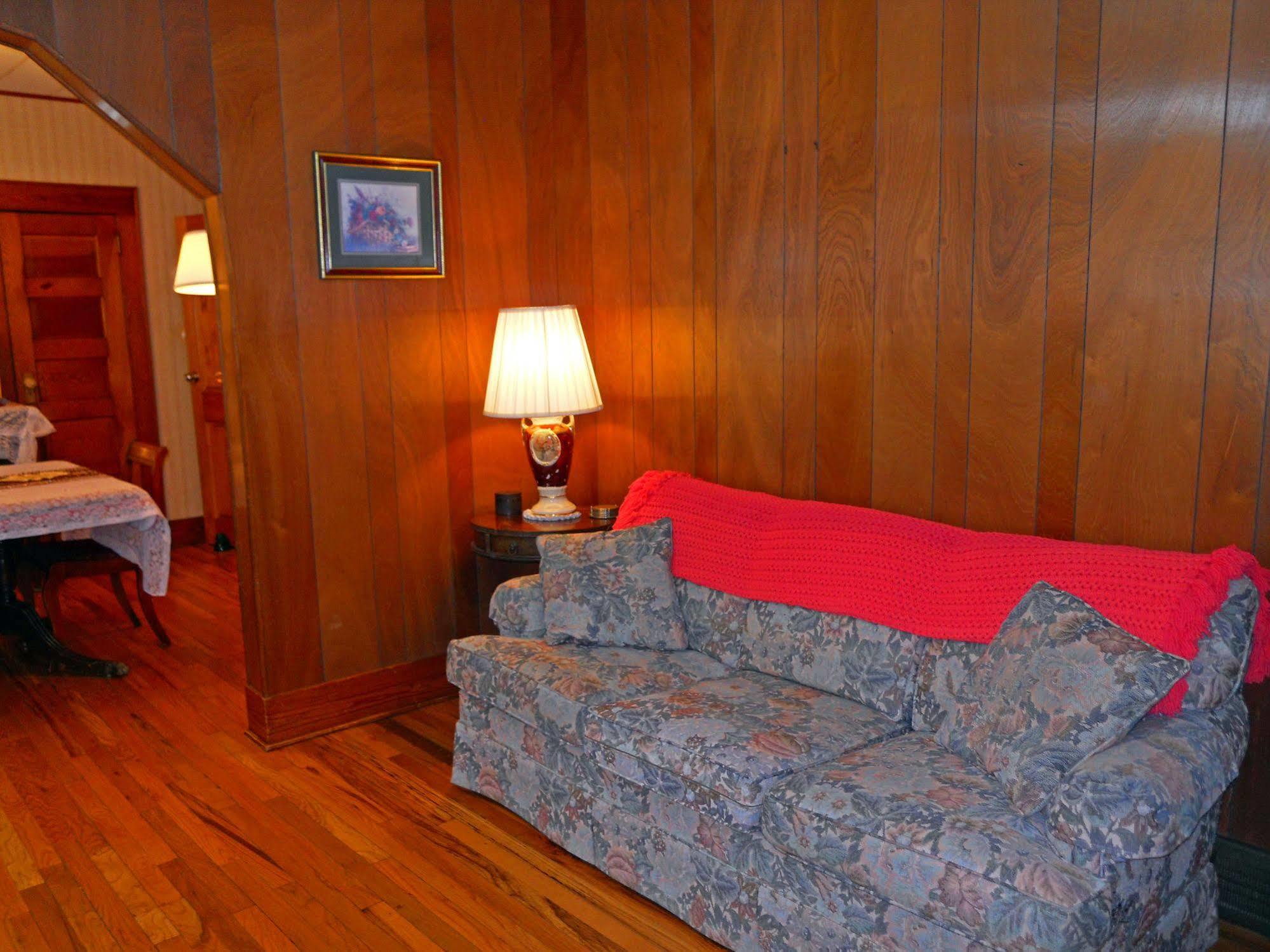 Little River Inn Motel Leon Exterior photo